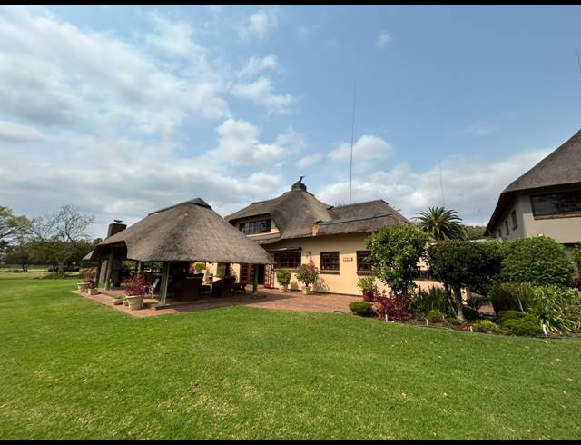 4 BEDROOM HOUSE FOR SALE IN BROEDERSTROOM